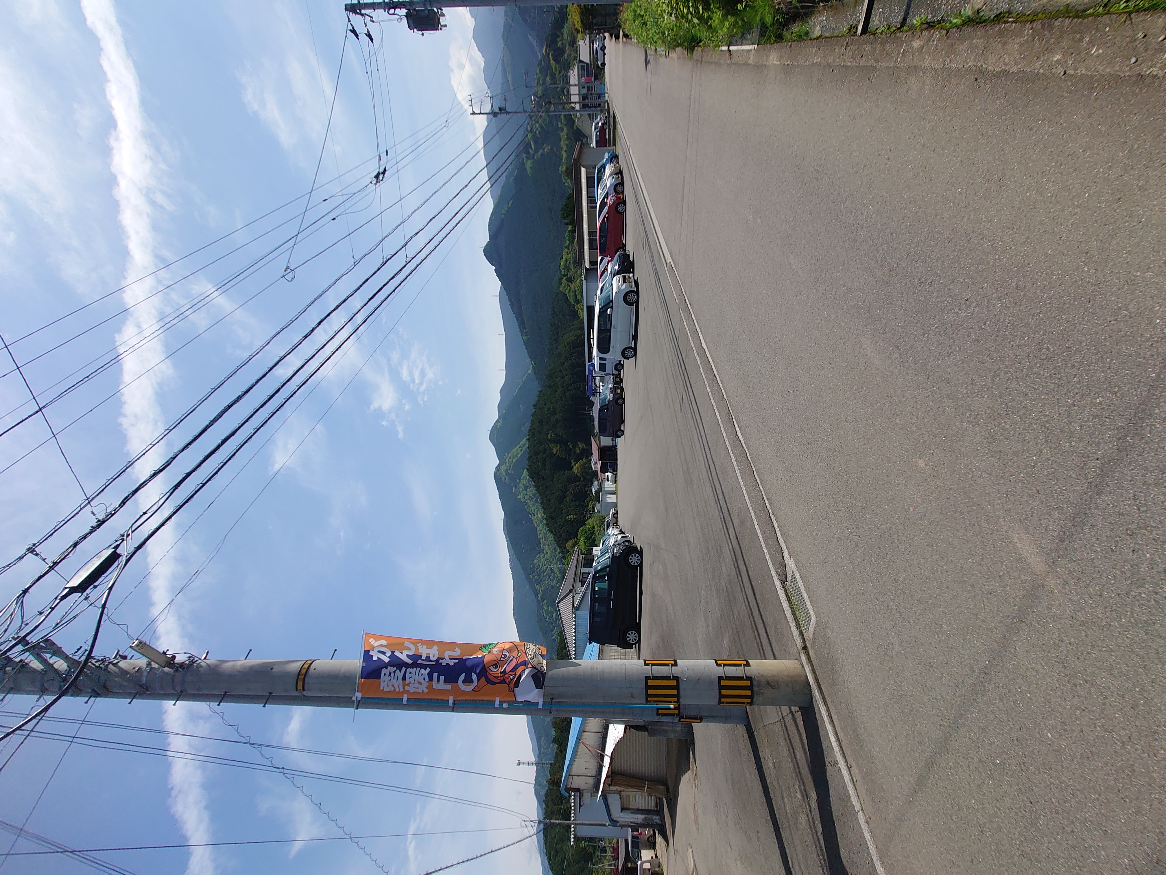 お店の広い駐車場